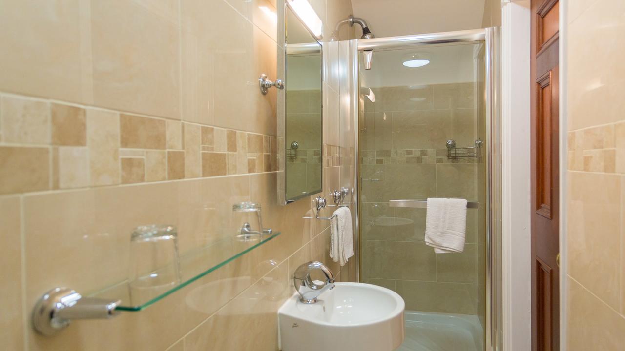 Bethel Guesthouse 로스카베리 외부 사진